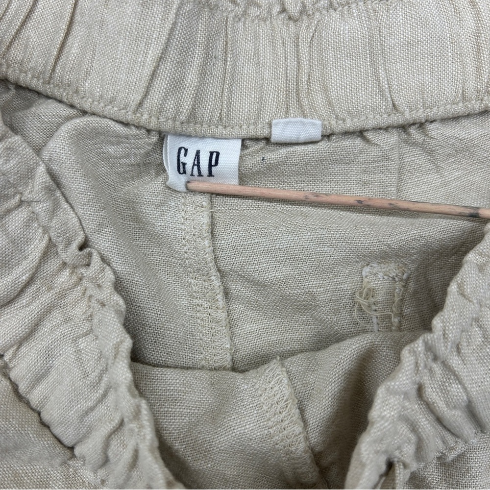 GAP Cream High Waist Shorts with Elastic Waistband - Picture 2 of 4